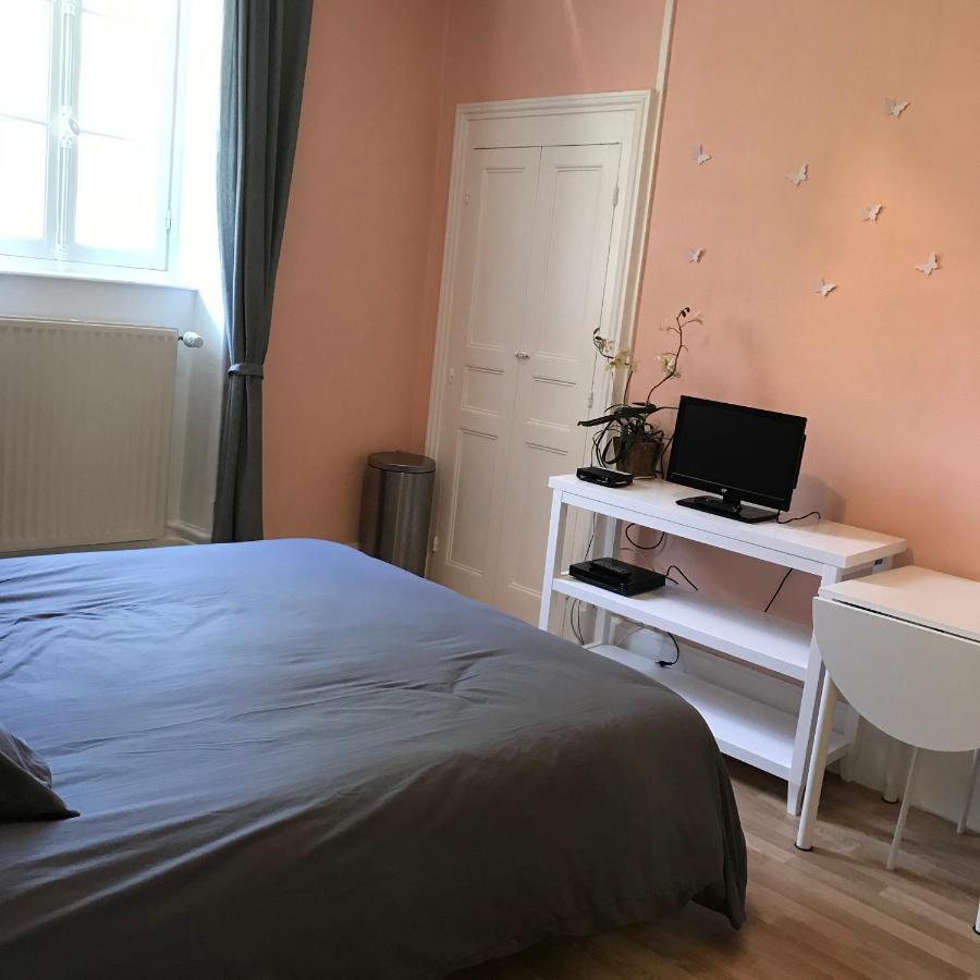 Le Petit Manoir Bed & Breakfast Évaux-les-Bains Dış mekan fotoğraf
